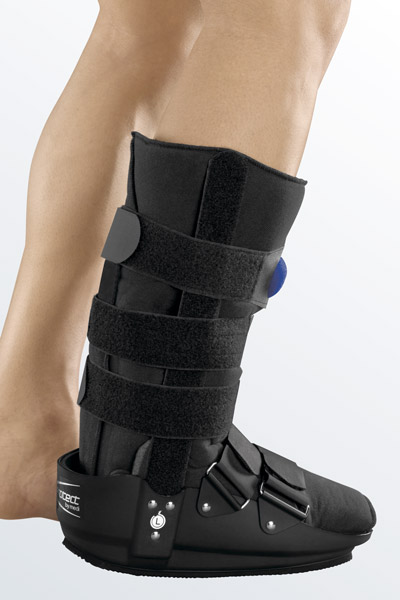 protect.Air Walker boot